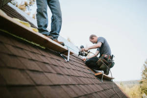 Local Roofers in Elkins, AR